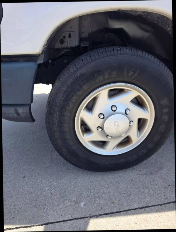 2014 Ford E-Series E-250