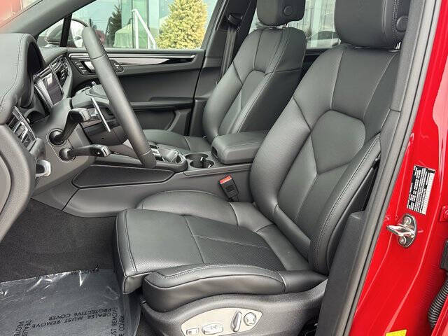 2026 Porsche Macan T