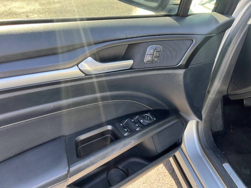 2020 Ford Fusion Titanium