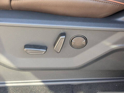 2025 Ford Expedition King Ranch