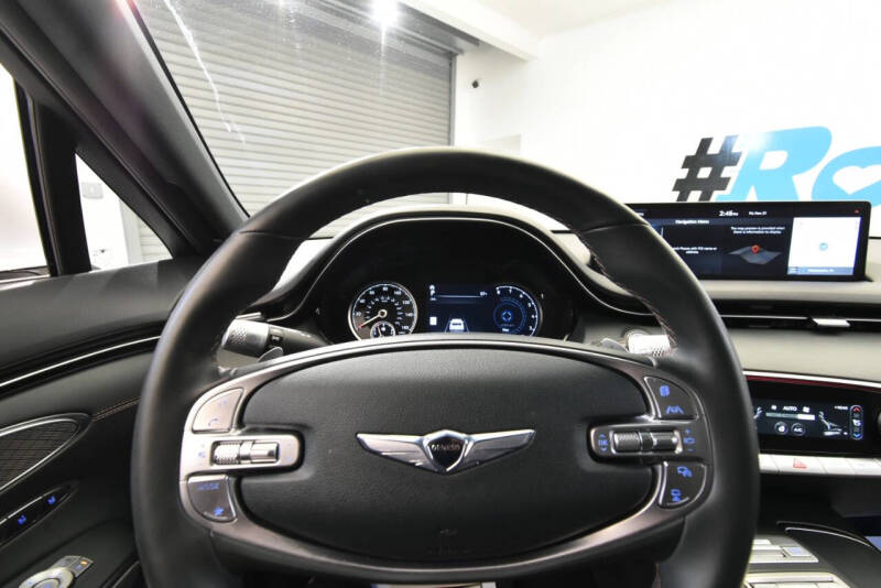 2022 Genesis GV70 2.5T Standard