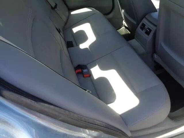 2011 BMW 3 Series 328i