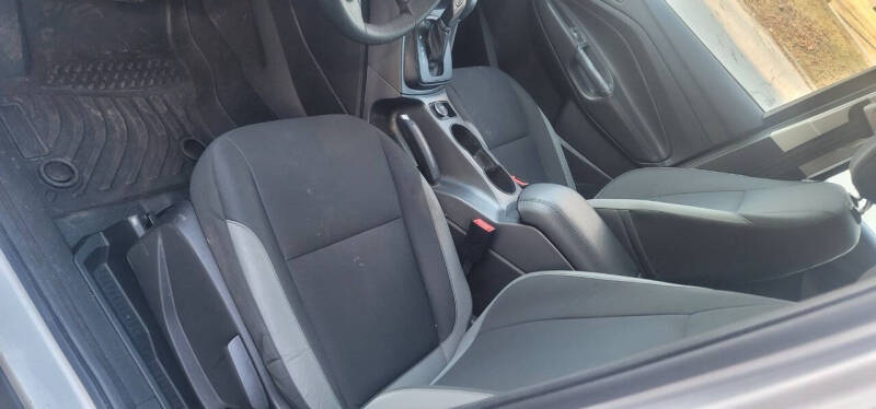 2016 Ford Escape S