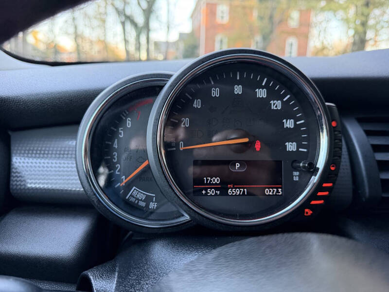 2017 MINI Hardtop 4 Door Cooper