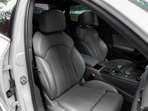 2018 Audi A4 2.0T quattro Prestige