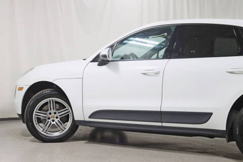 2017 Porsche Macan