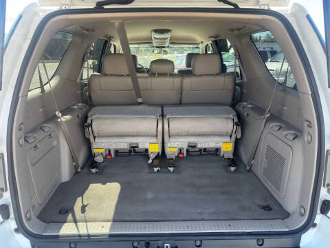 2007 Toyota Sequoia SR5