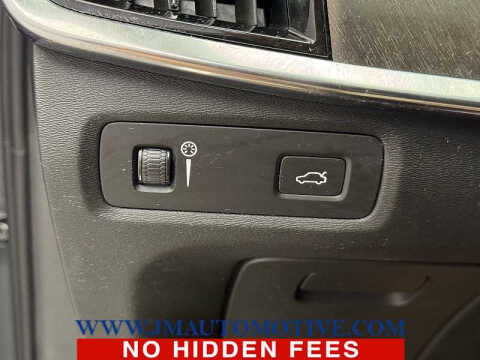 2019 Volvo V90 Cross Country T5