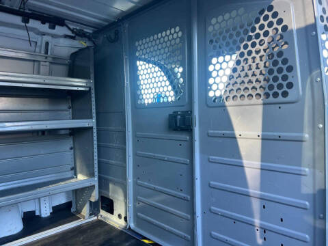 2024 Chevrolet Express 3500