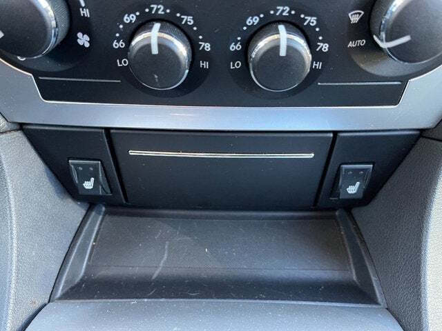 2007 Dodge Magnum 39