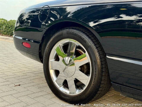 2002 Ford Thunderbird Deluxe