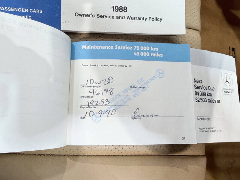 1988 Mercedes-Benz 560-Class 560 SL