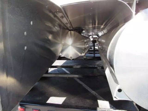 2025 South Bay PONTOON 224FCR LE