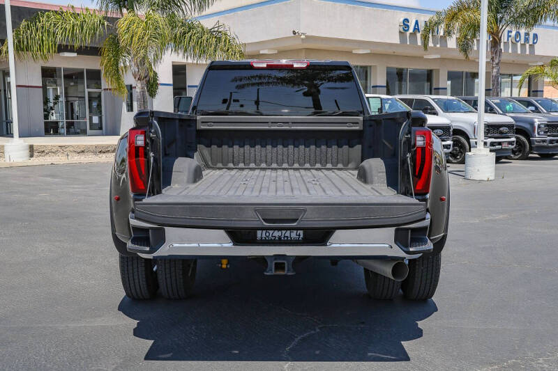 2025 GMC Sierra 3500HD