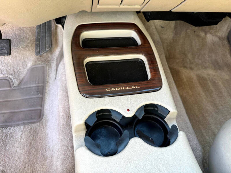 2000 Cadillac Escalade
