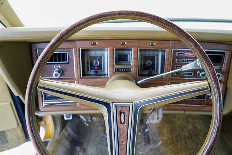 1973 Lincoln Continental