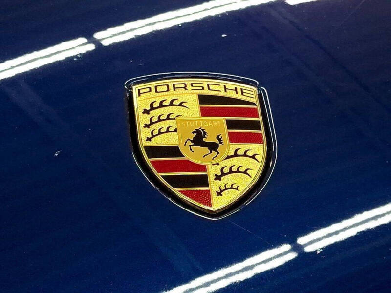 2023 Porsche Macan