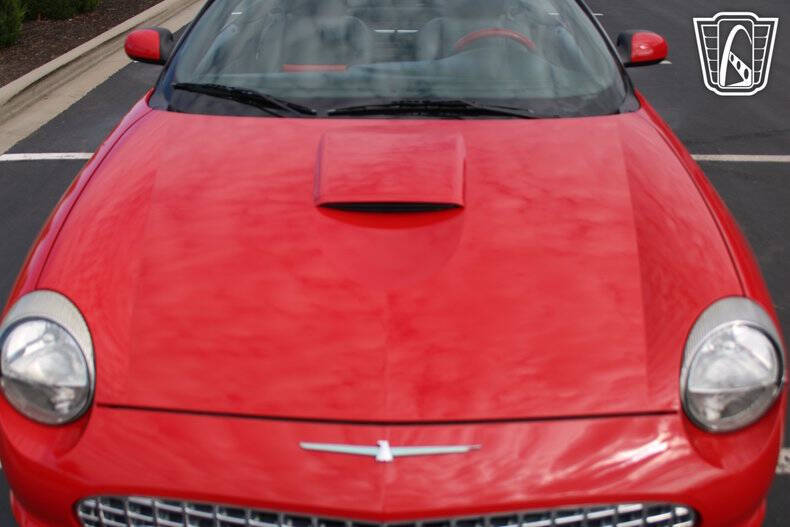 2002 Ford Thunderbird Deluxe