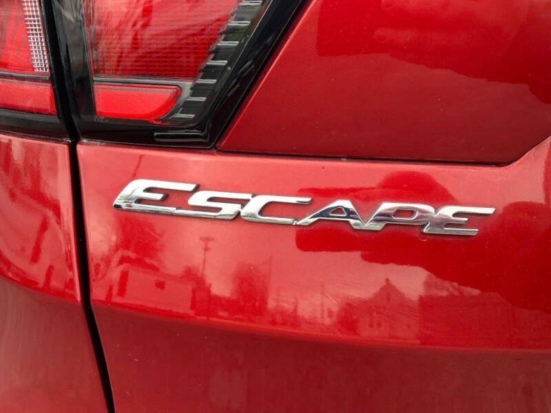 2018 Ford Escape SE