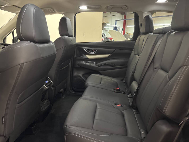 2022 Subaru Ascent Limited 8-Passenger