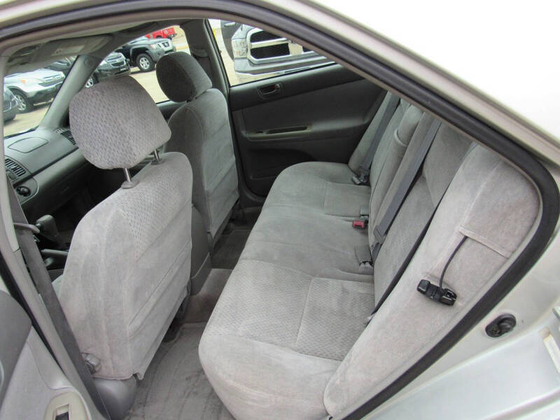 2003 Toyota Camry LE