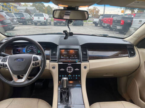 2015 Ford Taurus Limited