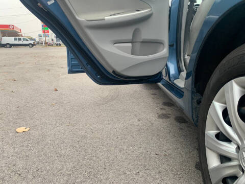 2012 Toyota Corolla LE