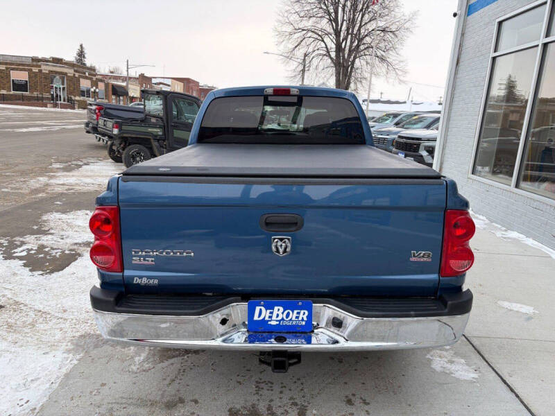 2005 Dodge Dakota SLT