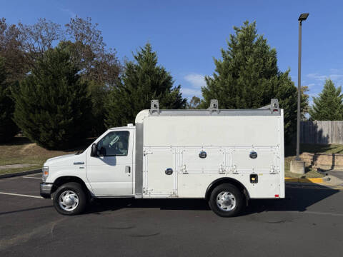 2016 Ford E-Series E-350 SD