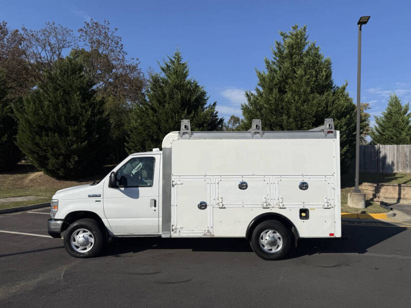 2016 Ford E-Series E-350 SD