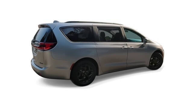 2021 Chrysler Pacifica Hybrid for sale at Bowman Auto Center in Clarkston, MI