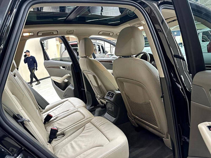 2012 Audi Q5 3.2 quattro Premium Plus