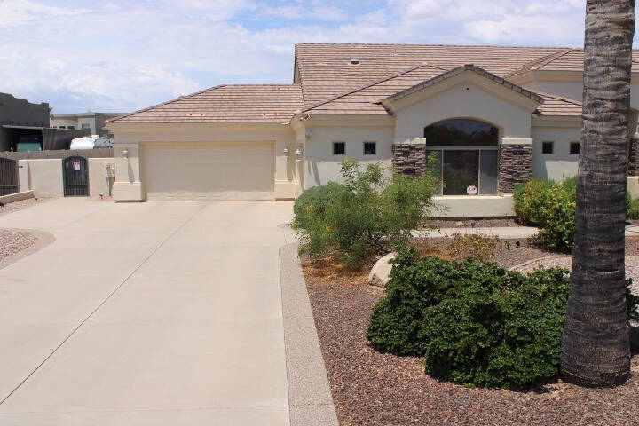 1985 custom home 3600 ft