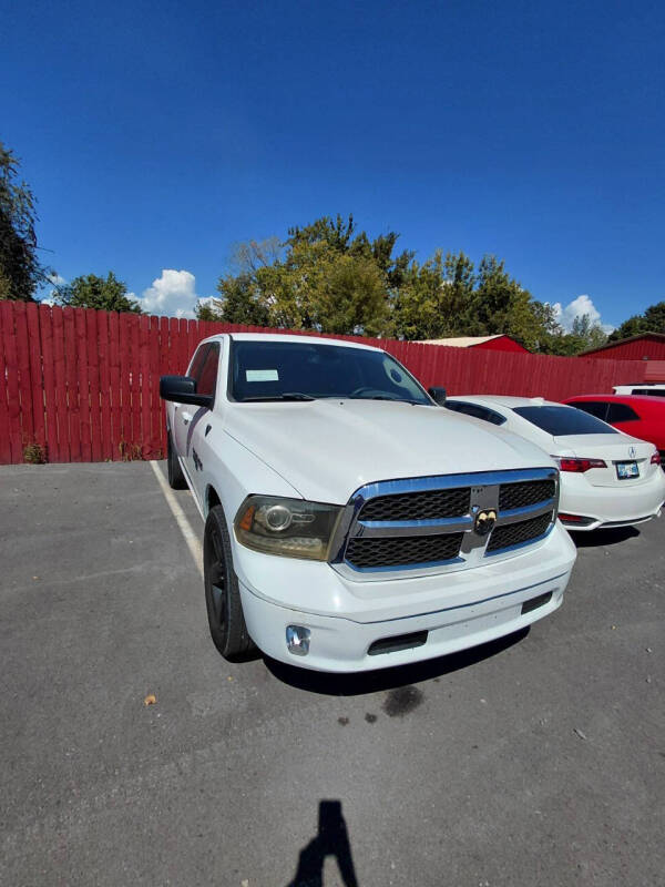 2019 RAM 1500 Classic SLT