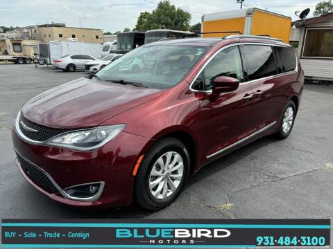 2018 Chrysler Pacifica for sale at Blue Bird Motors in Crossville TN