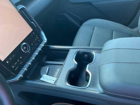 2025 GMC Acadia AT4