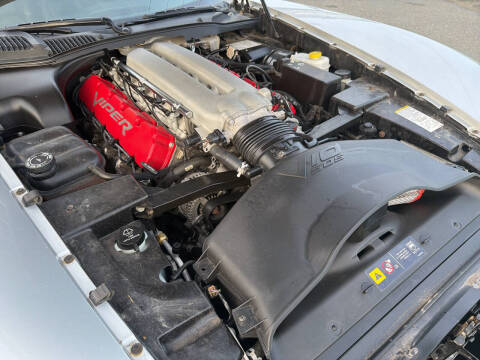 2004 Dodge Viper SRT-10