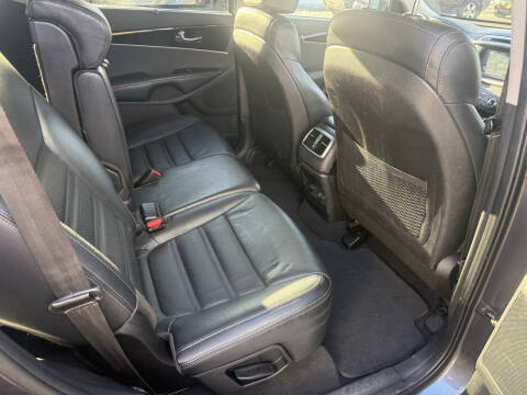 2018 Kia Sorento EX V6