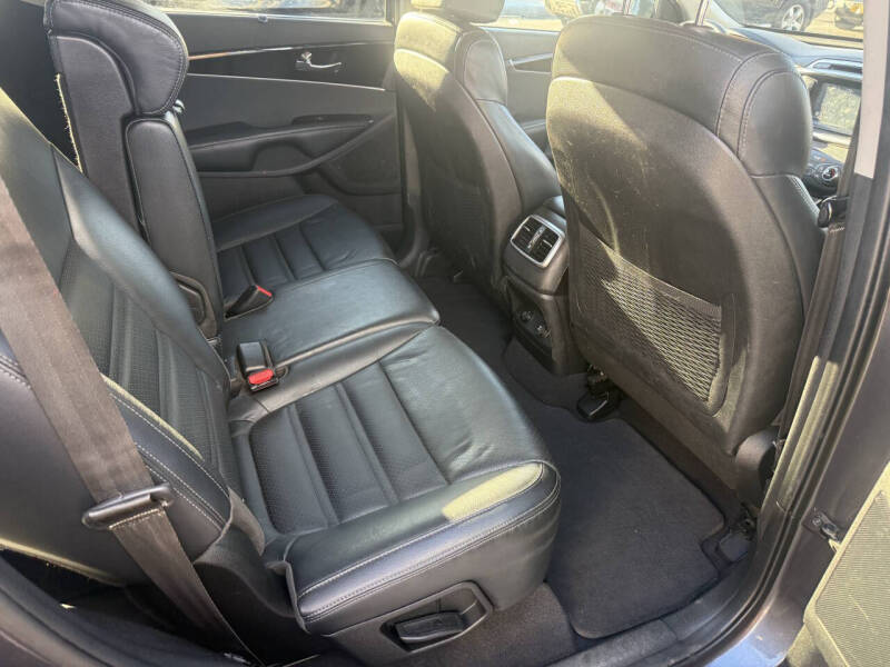 2018 Kia Sorento EX V6