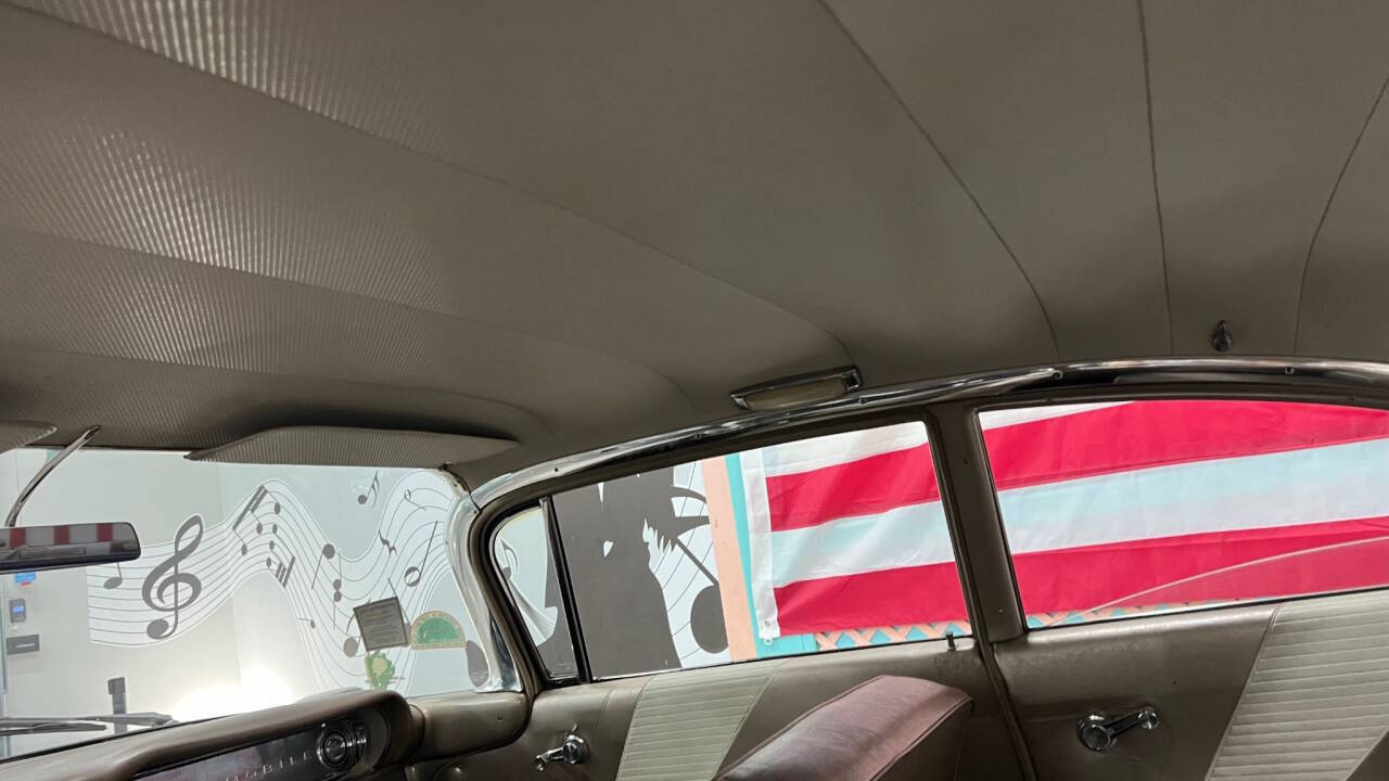 1960 Oldsmobile Eighty-Eight 33