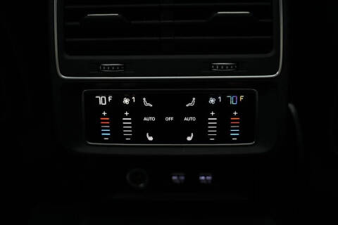 2020 Audi SQ7 4.0T quattro Prestige