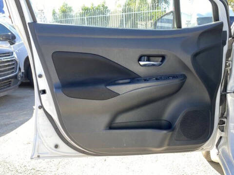 2022 Nissan Versa SV