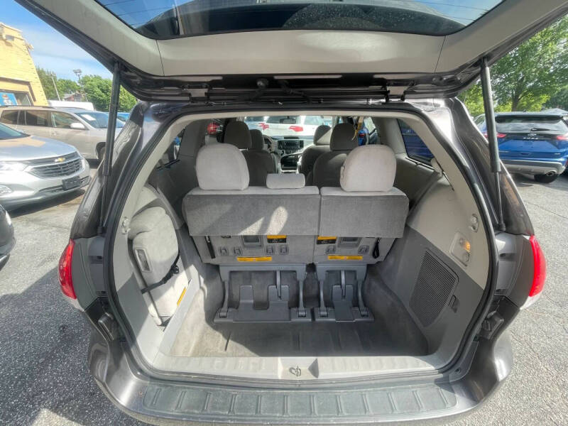 2014 Toyota Sienna