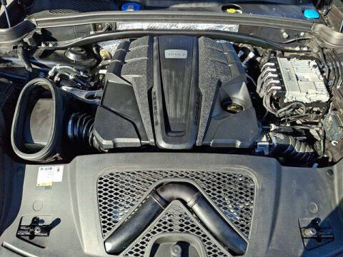 2021 Porsche Macan S