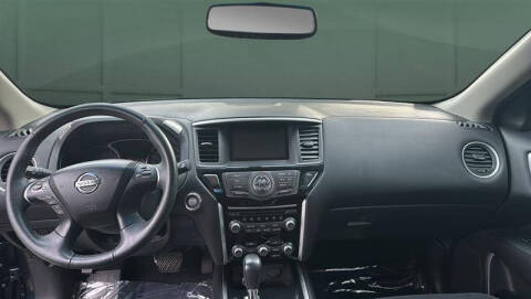 2015 Nissan Pathfinder