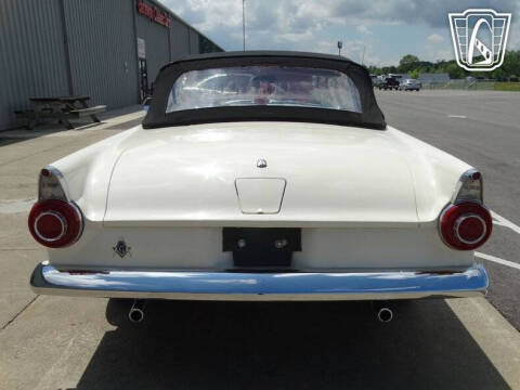 1956 Ford Thunderbird