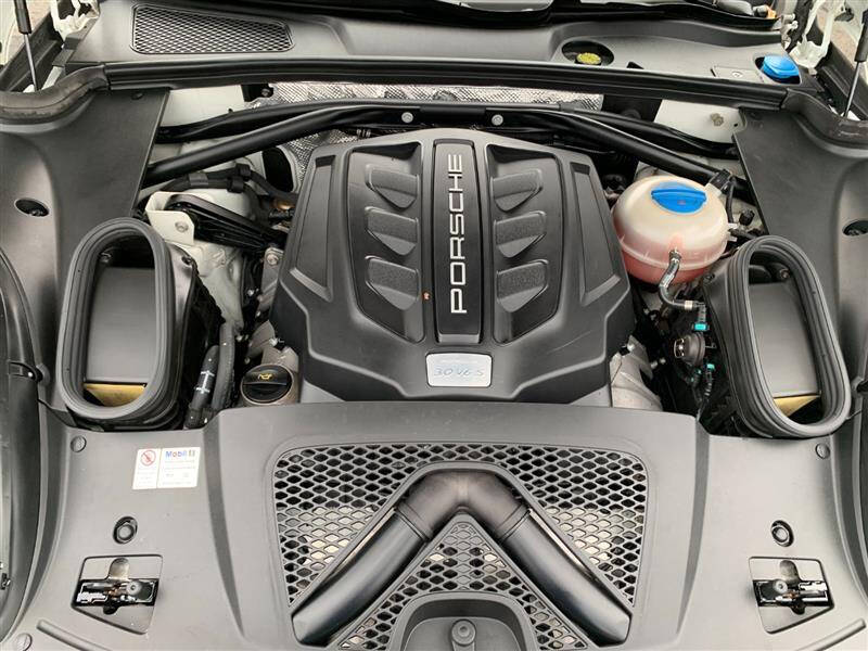 2016 Porsche Macan S