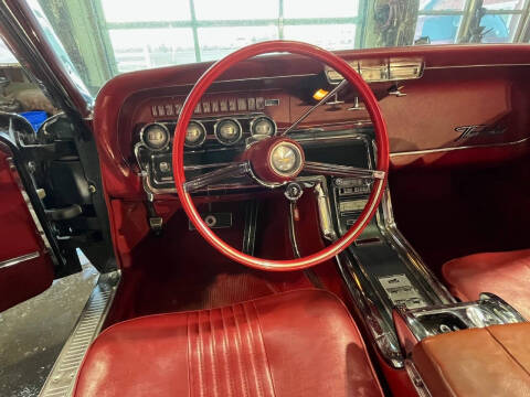 1965 Ford Thunderbird