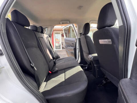 2015 Mitsubishi Outlander Sport ES