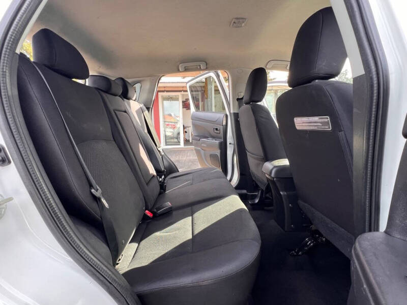 2015 Mitsubishi Outlander Sport ES